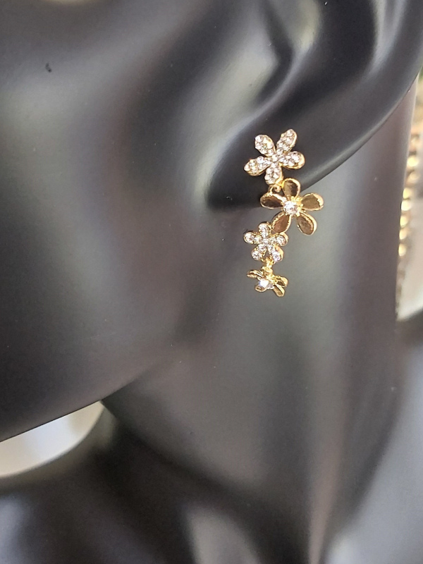 Rhinestone Flower Drop Earrings